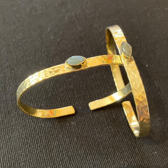 Hammered Brass Cuff Bracelet w/ Labradorite Gemstone Accent - Picture 2 of 3